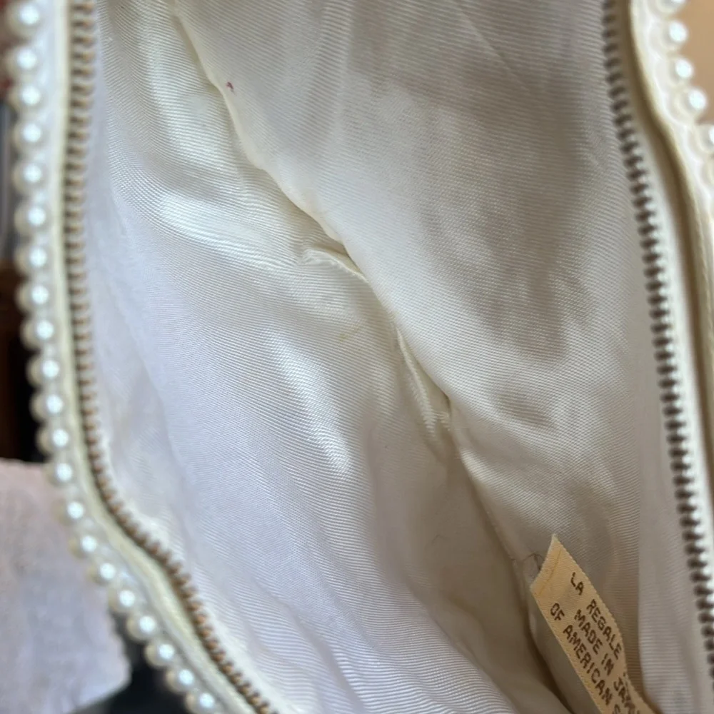 La Regale White w/Sequins & Beaded floral detail Clutch zip closure 8.5”Wx4.2”H